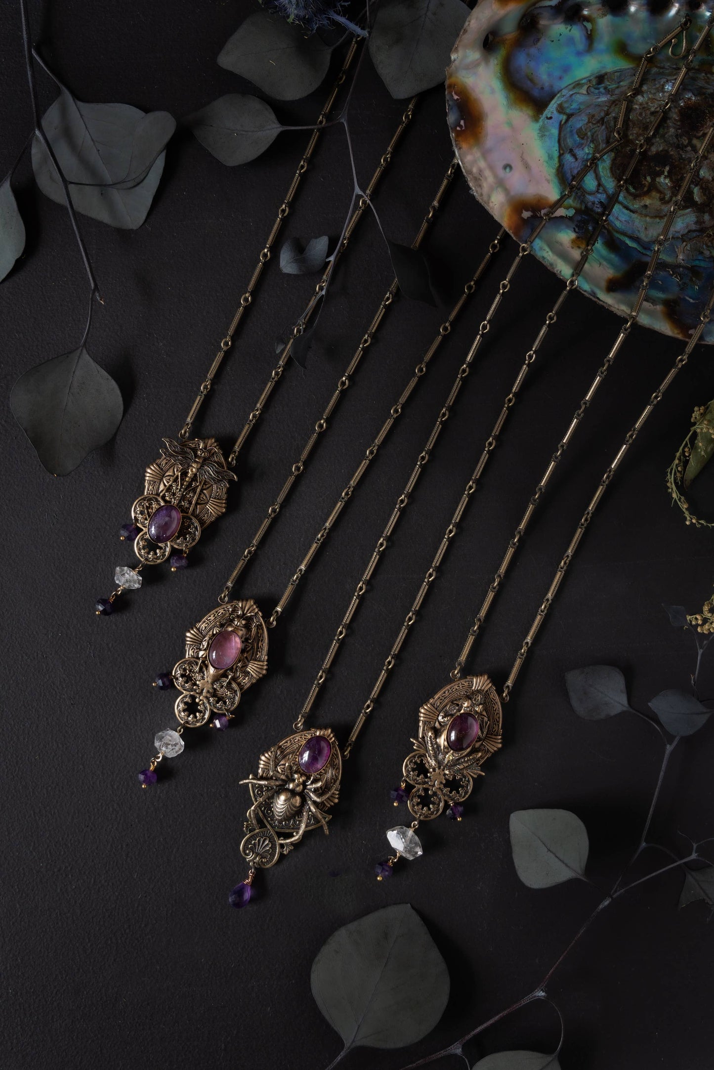 Animalis Amulet