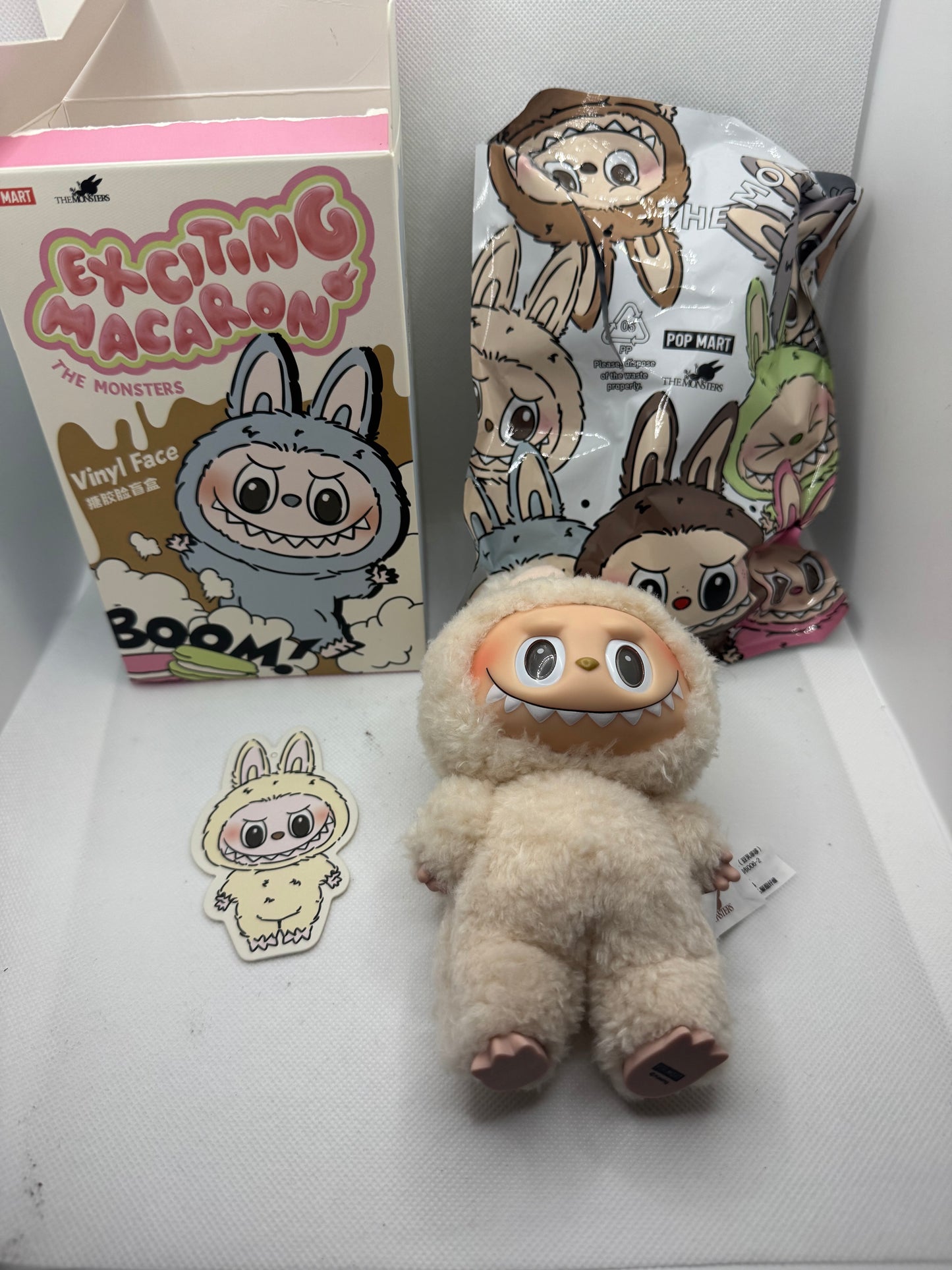Labubu Exciting Macaroon Open boxes