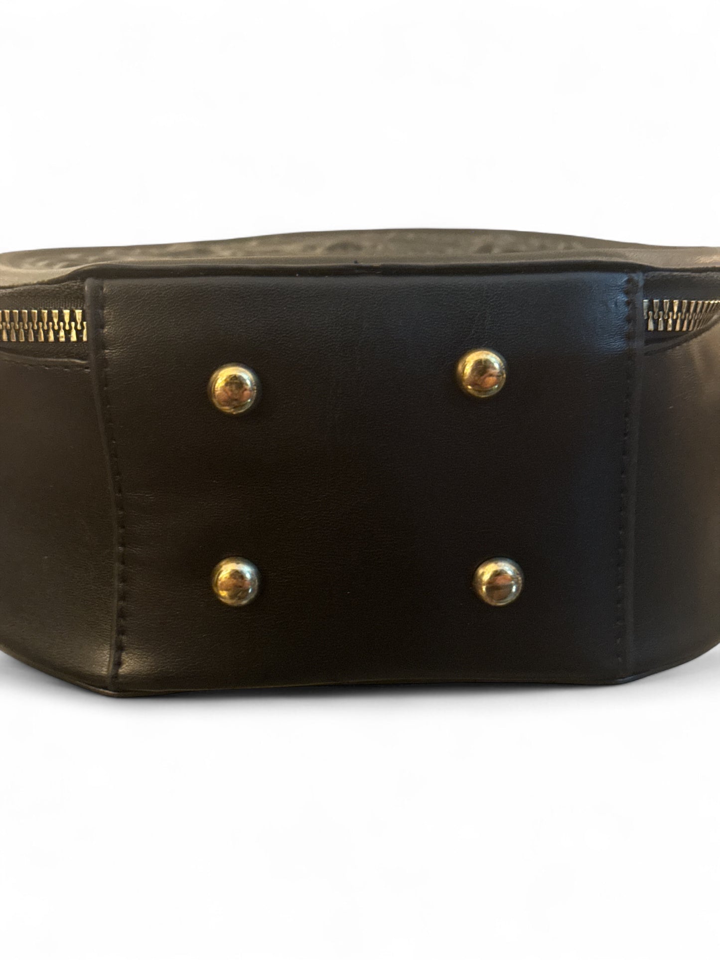 Vintage Style Embossed Floral Round Crossbody Bag