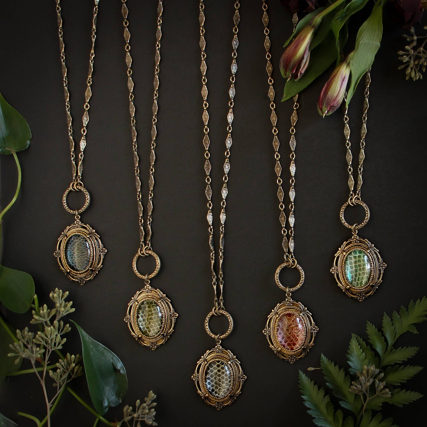 Tutu’s Amulet : Simple